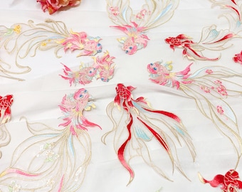 1 parche bordado de pez koi chino para decoración de reparación de Hanfu Qipao, elegante parche de pez dorado para coser en ropa o textiles del hogar.