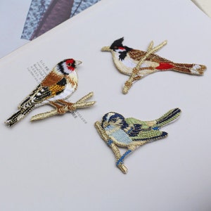 2 pcs Embroidery Birds Appliques,Patches For Wedding Supplies,iron-on For Dress,For fashion,Bridal Flower,Headpiece(44-5)