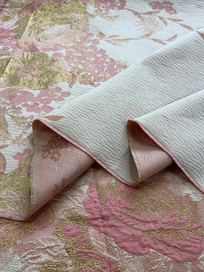 1 meter lyxigt broderat blommigt tyg av hög kvalitet, brokadmaterial för klädsömnad, elegant guldtrådstextil för klänningar och högtidskläder bild 5