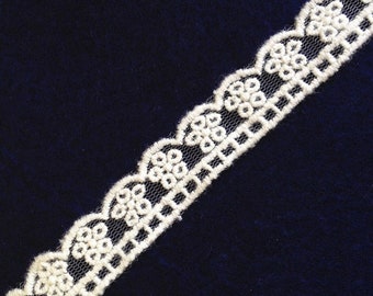 2 Yards Width 0.62 inches lace trim,flowers embroidered lace,floral lace trim,scalloped trim lace for DIY dress(180-31)