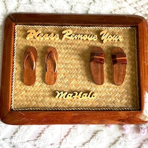 Vintage Koa Wood Hawaiian Sign: &quot;Please Remove Your Flip Flops Mahalo&quot;