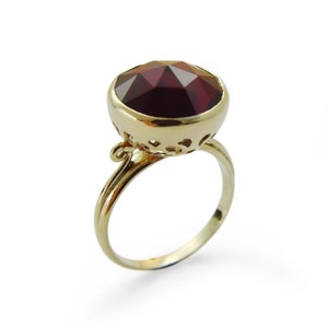 Gold and Garnet Victorian Engagement ring