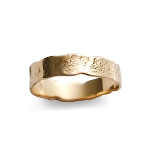 Textured Gold wedding band