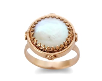 Rose Gold Victorian ring with Pearl