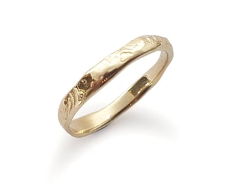 Gold thin wedding ring