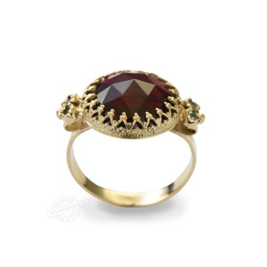 Gold Estate ring with Red Garnet