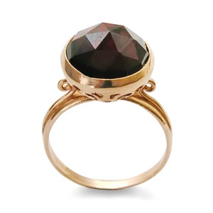 Red Garnet Engagement ring