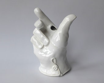 Genuine Leo Bonassera Rye Pottery upright glove vase. White ceramic gloved hand, signed. Vintage studio art 1970s 1980s. Statement, retro