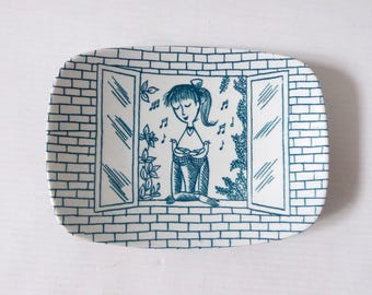 Raymond Peynet for Nymolle, Denmark pin dish. Vintage/retro mid century ceramic. 1960s Art Faience #2134. Petrol blue lady + birds at window