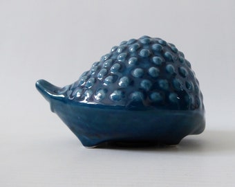 Vintage 1970s Trentham Pottery hedgehog. Retro money box. Petrol teal blue pointy nose ceramic. British figurine ornament, piggy bank #447