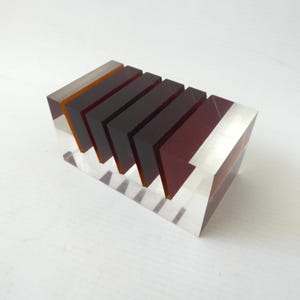 Space age perspex letter rack block. 1960s/1970s clear brown lucite plastic holder. Modernist minimalist, vintage plexiglass acrylic. 5 slot