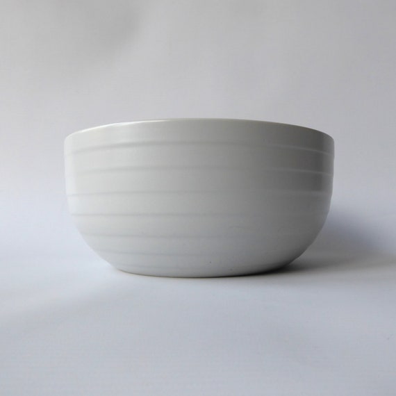 1980s Grey Hornsea Concept Swan Lake Salad Vegetable Serving Bowl