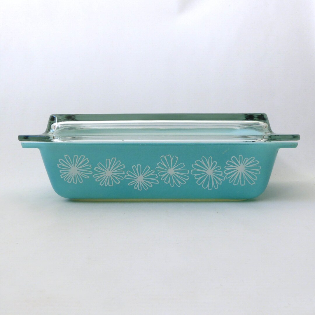 Rare Pyrex JAJ Deep Turquoise Daisy Space Saver 2162. Vintage 1950s Opal Glass. Rectangular