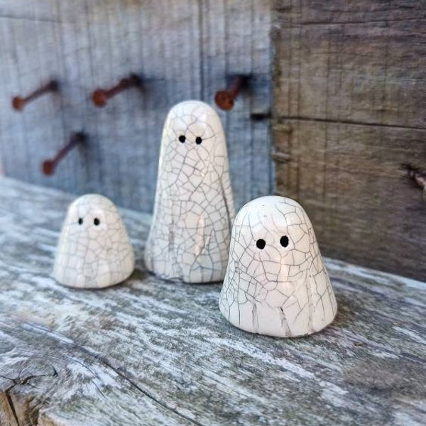 Pocket Ghost - Handmade Ceramic Crackle Ghosts - Halloween Decorations