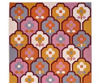 Wallflower Quilt Pattern - Paper Pattern