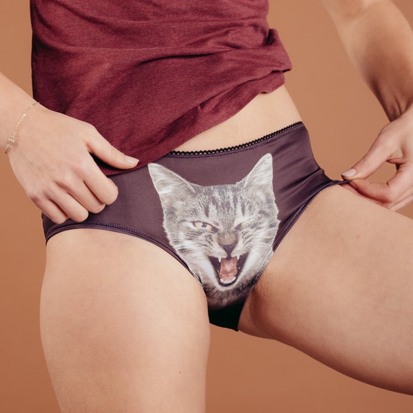 Looking for some fun! Cat underwear.