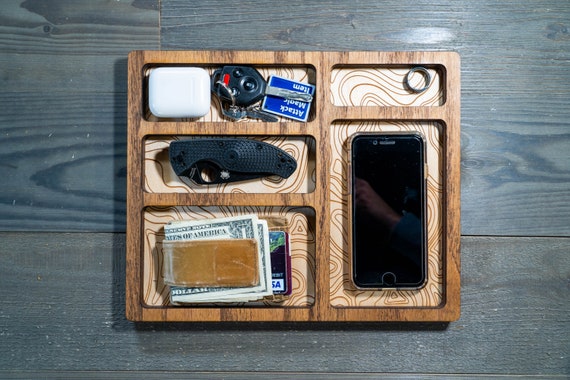 EDC Nightstand Dump Tray - Wood Valet Tray - Topo Map Engraving - Etsy