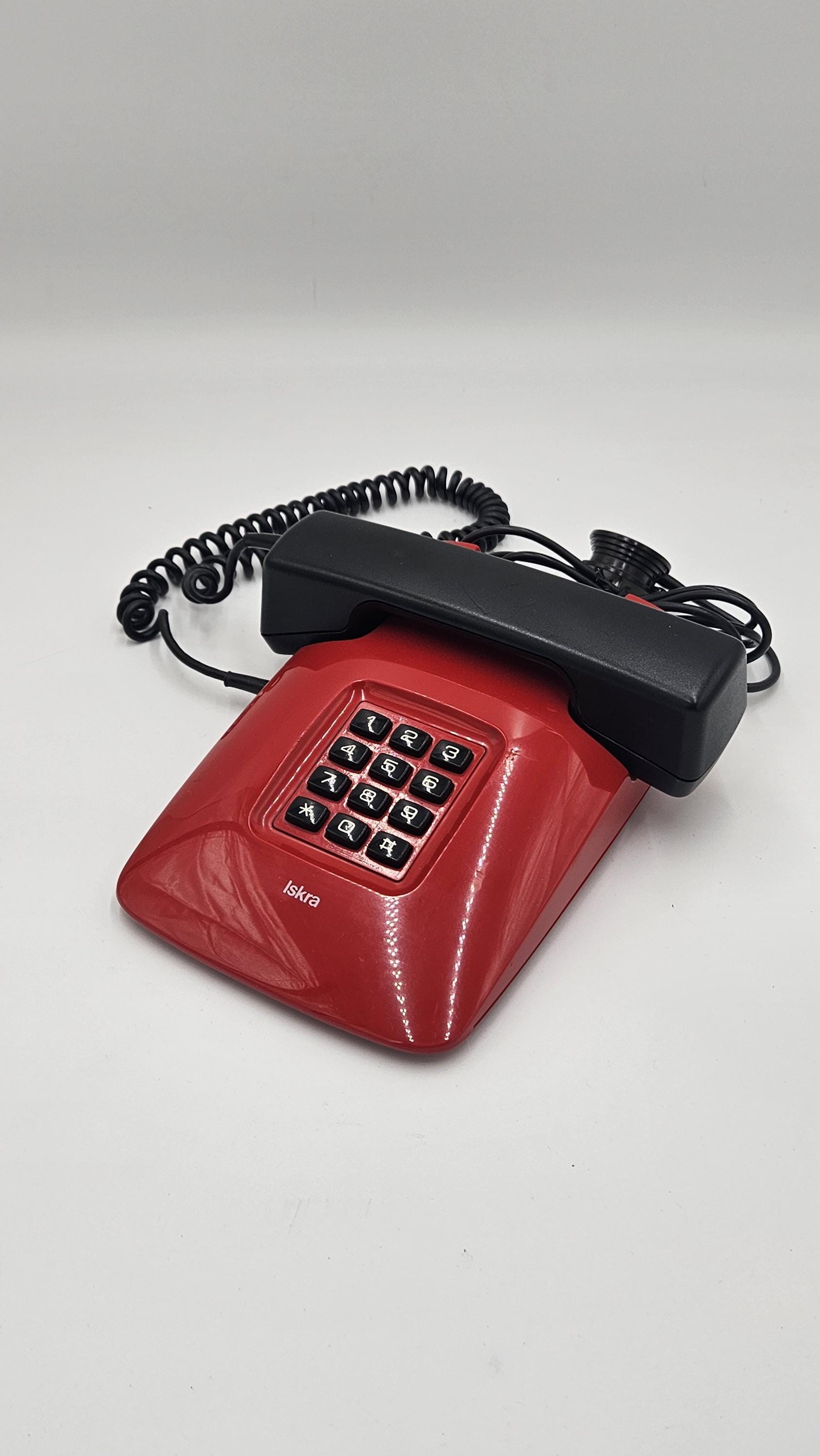 ISKRA レトロ電話機 Iskra イスクラ レトロ電話機 ダイヤル式電話機 アンティーク