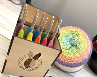 Clover Crochet Hook Box