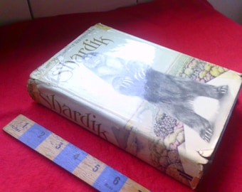 Shardik Richard Adams 1975