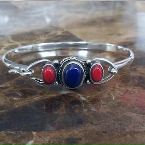 925 Sterling Silber Oval Klapparmreif mit Lapis und roter Koralle
