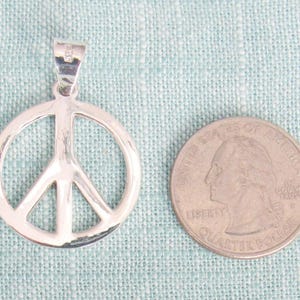 925 Sterling Silver Peace Sign Pendant - High Polish - 25 MM