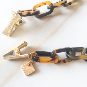 Brown Tortoise Shell Sunglasses & Eyeglasses Chain