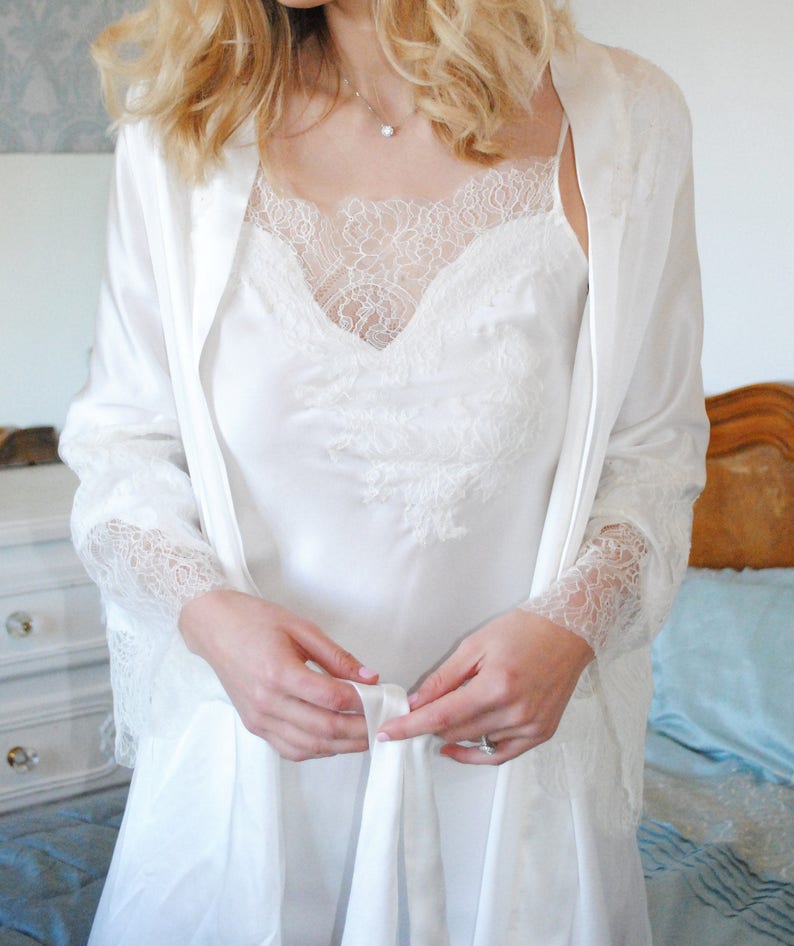 Luxury silk ivory bridal robe with inlaid chantilly lace design, bridal loungewear and nightwear handmade in England image 4