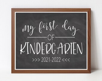 First Day of Kindergarten Sign, INSTANT DOWNLOAD, First Day of School, Printable, Back to School, Teacher Sign, Classroom, Last Day School