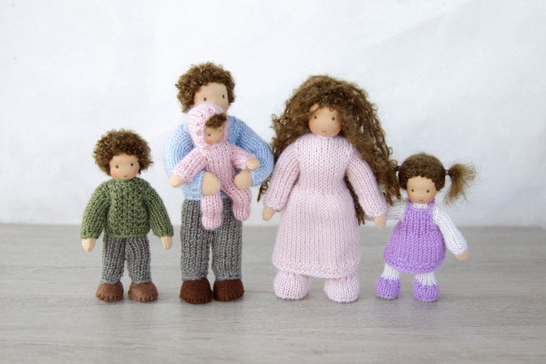 waldorf dollhouse dolls