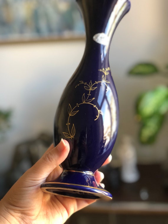 German cobalt blue and gold vase excellent condition / chinoiserie wgp / Germany