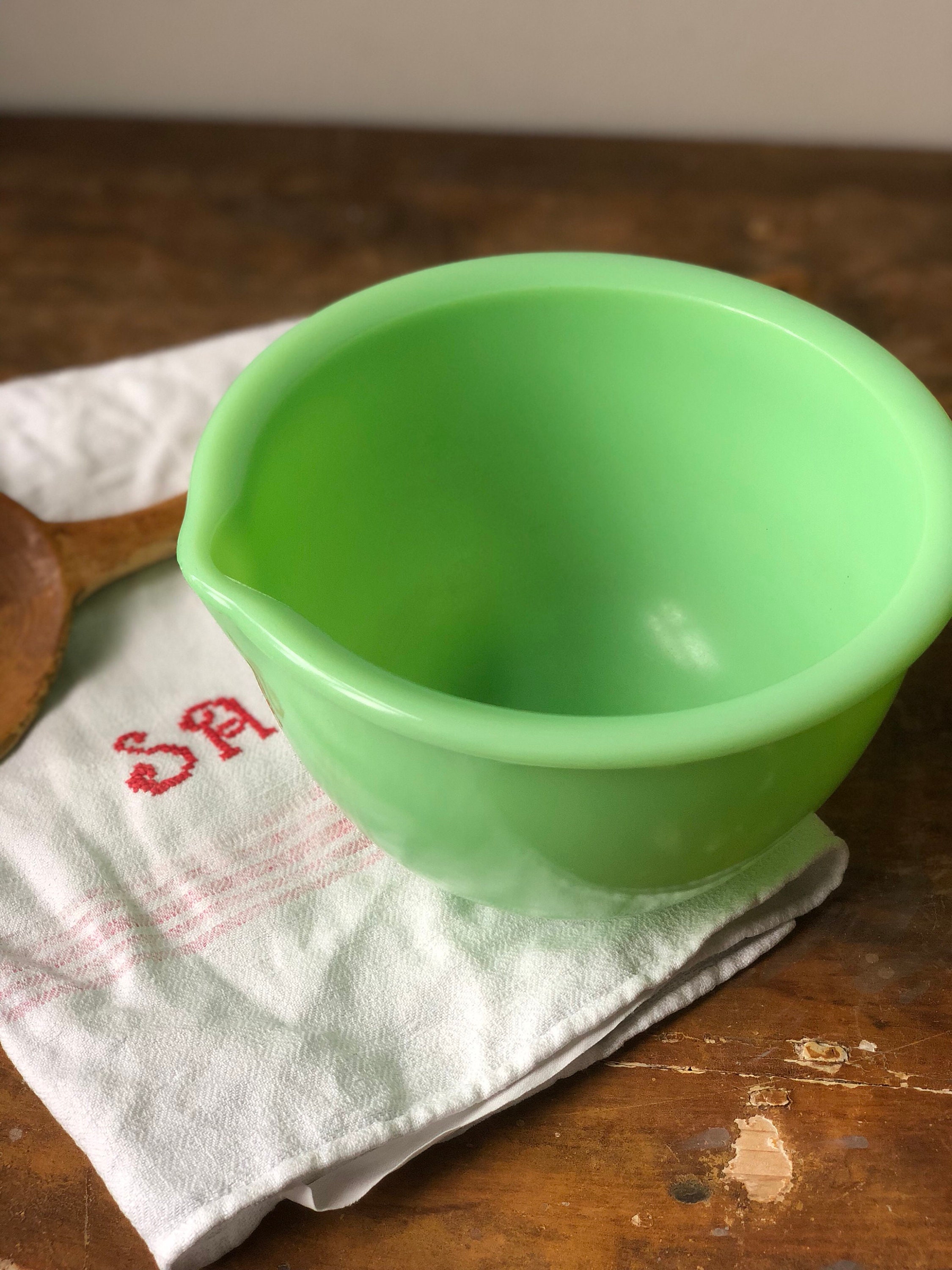 large mixing bowl with spout