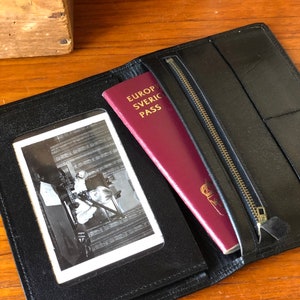 Vintage leather wallet passport cover organizer travel wallet