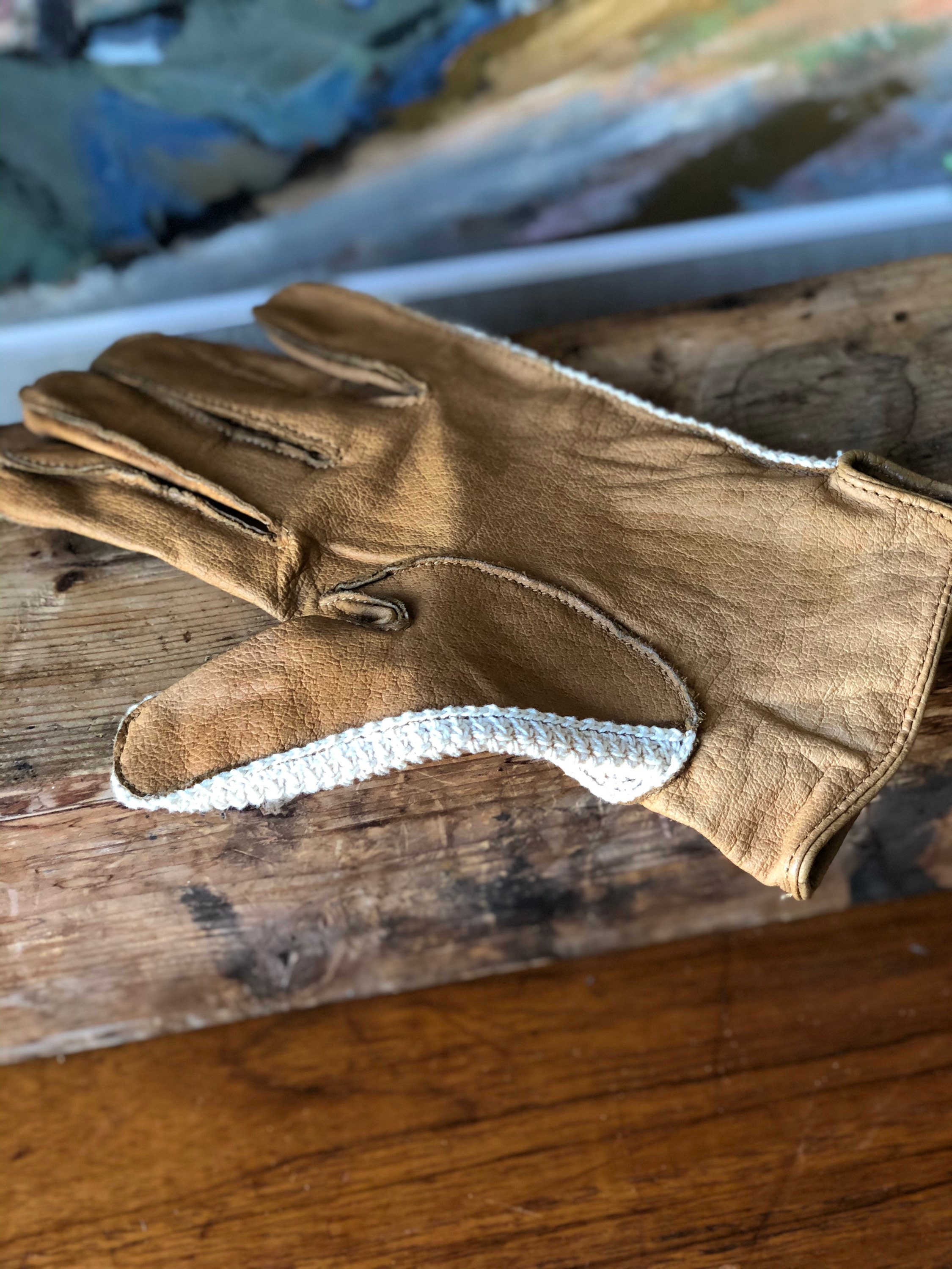 Vintage leather driving gloves with cream cotton and tan leather