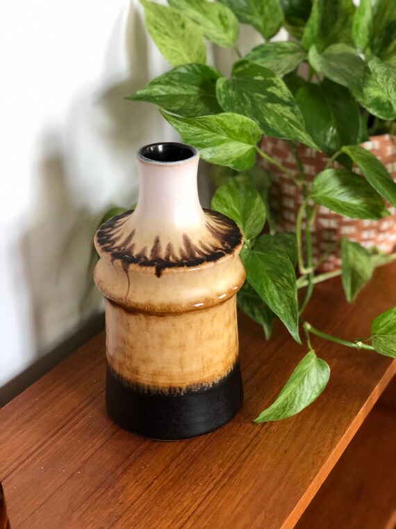 West German boho midmod vase earth tones inscribed 1979 shelfie modernist 2940