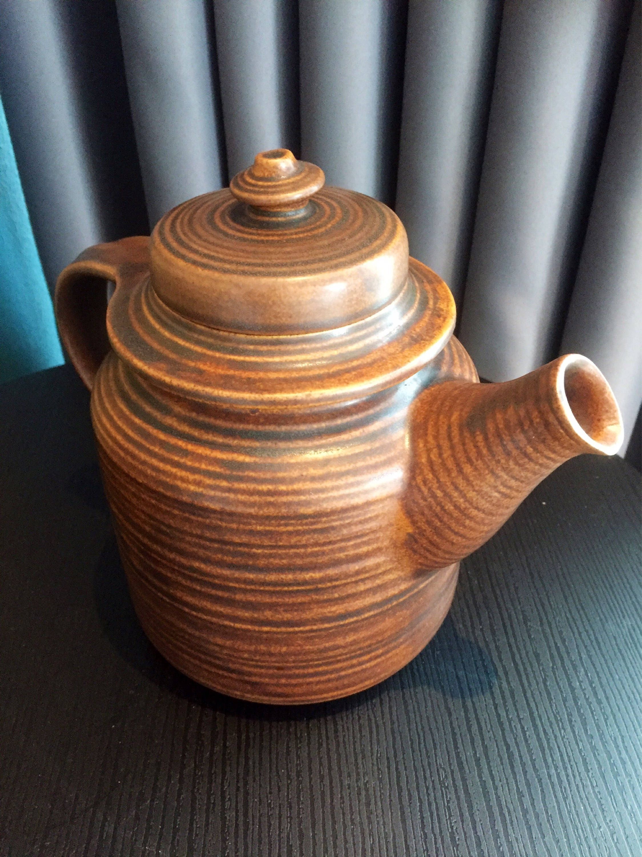 Kaarna Arabia Finland teapot designed by Ulla Procope Finland called