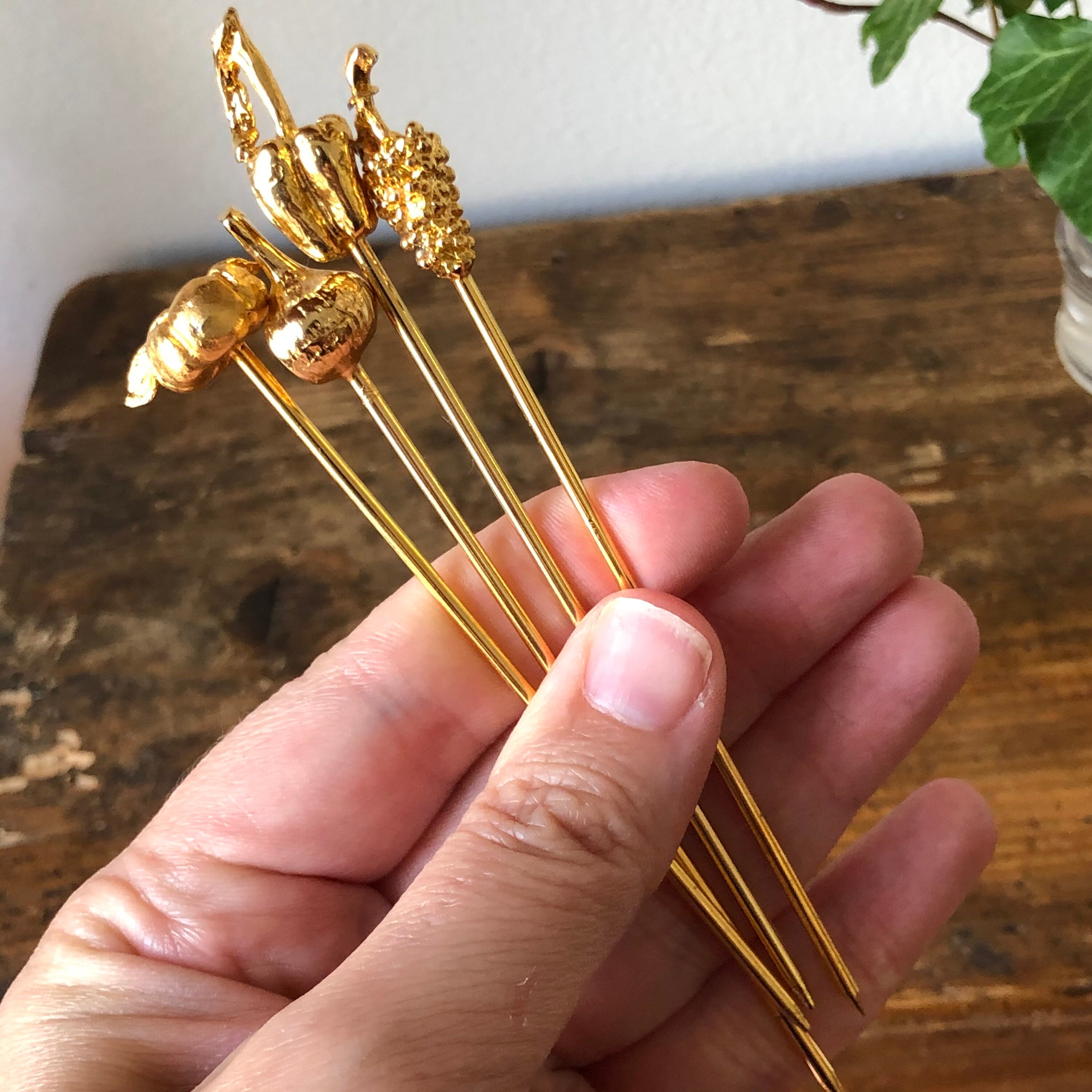 Vintage gold plated drink pin set with cocktail garnish motif Bar cart