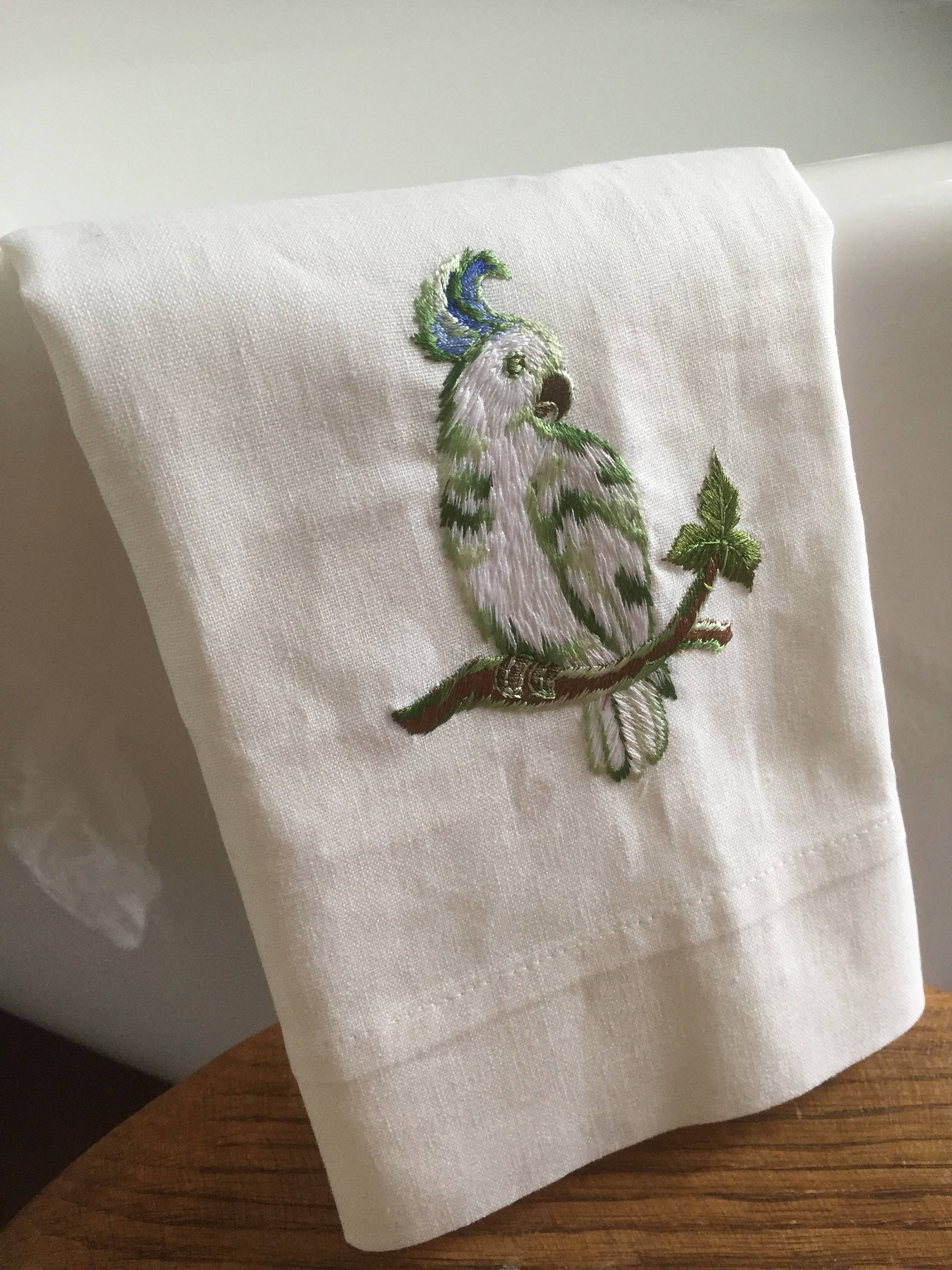 Parrot/hand towel/embroidered/linen/bird