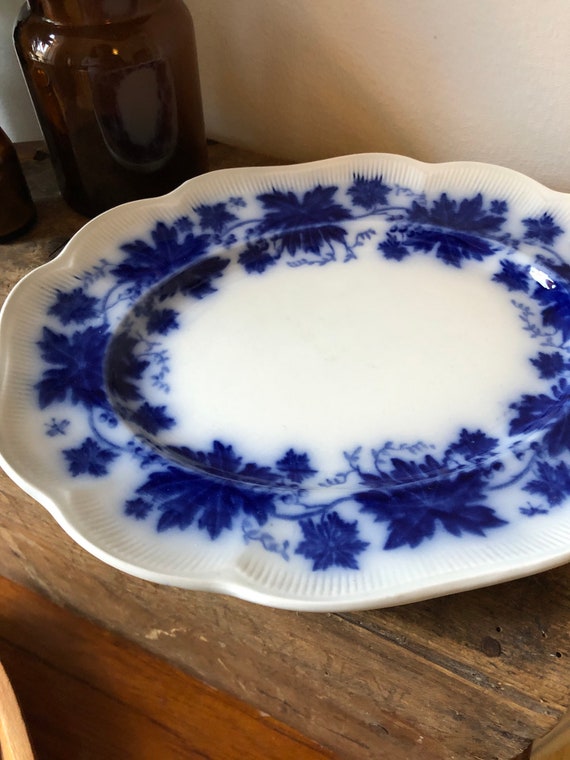 Vinranka platter Ekeby flower blue flow serving tray Gefle by Arthur Percy grapevine Scandinavian farmhouse