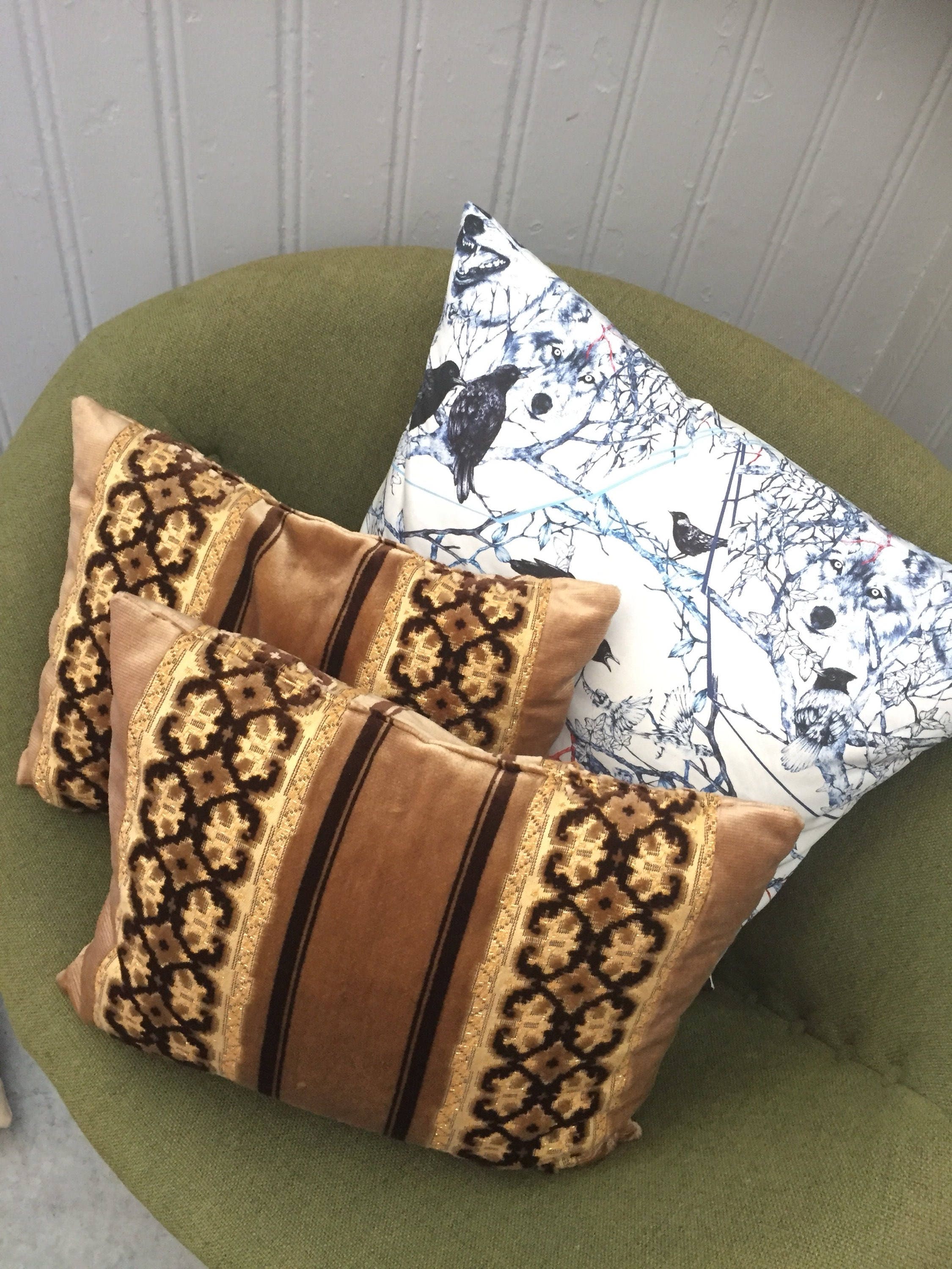 Pair of vintage glam decorative pillows/golden caramel and brown 1970s