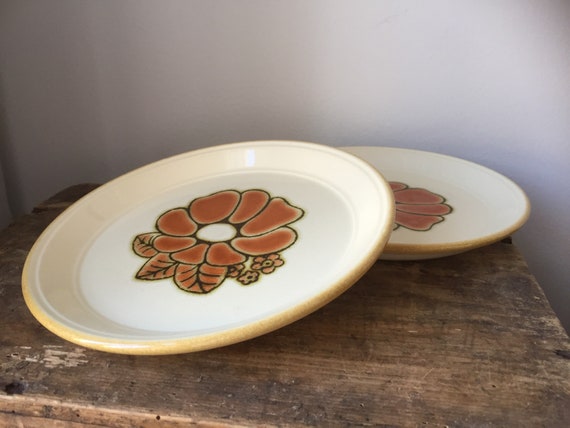 Retro Kilncraft dessert plates from the  festival series 1970s / set of 2