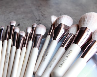 Makeup Brush Set (14 Pc) | Soft Synthetic Brushes | Rose Gold, Beige Wood