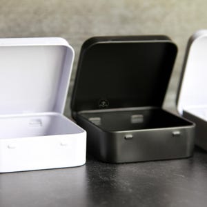 Square Aluminum Tin with hinged lid | Recyclable | Choose White • Matte Black