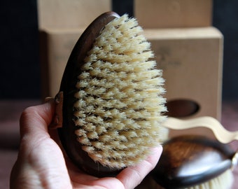 Teardrop Wooden Bath Brush: Soft Boar Bristles, Non-Slip Handle