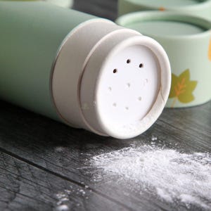 Eco-Friendly Paper Shaker Tube: 2.5 oz Capacity, Grease-Proof