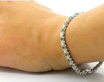 4.16Ctw Emerald/Diamond F VS2/SI1 Tennis Bracelet set in 14K White Gold