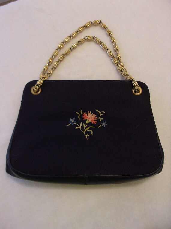vintage Koret purse,hand needlework,gold chain ha… - image 3