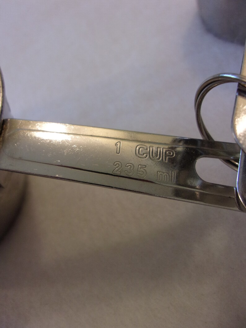 vintage measuring cups,heavy stainless steel,vintage kitchen accessories,retro kitchen,cooking utensils,1 cup,12 cup,13 cup,14 cup,gift