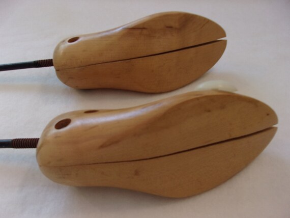 two vintage shoe stretchers,wood and metal,Cadill… - image 4