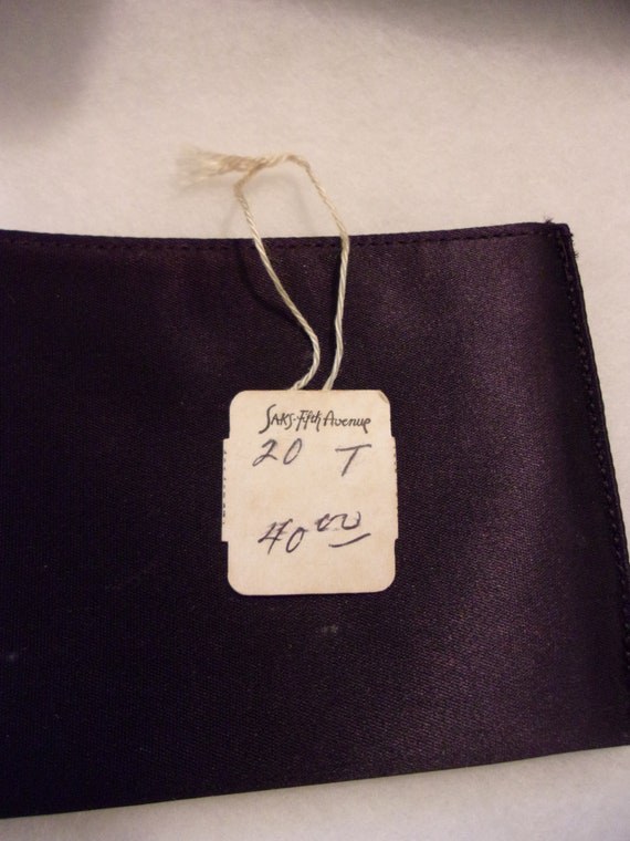 vintage Koret purse,hand needlework,gold chain ha… - image 7
